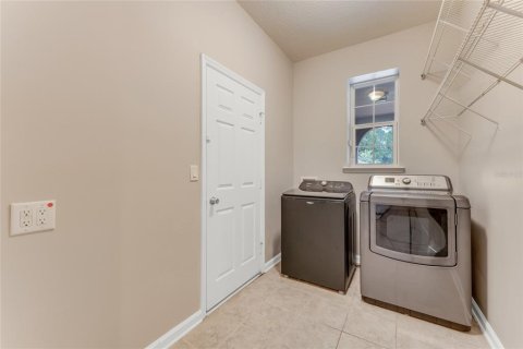 Снять в аренду виллу или дом в Ормонд-Бич, Флорида 6 комнат, 206.34м2, № 1853834 - фото 11