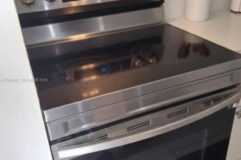 Condominio en alquiler en Tamarac, Florida, 2 dormitorios, 81.75 m2 № 2009025 - foto 3