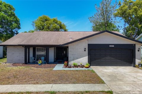 House in Hudson, Florida 3 bedrooms, 156.91 sq.m. № 2225179