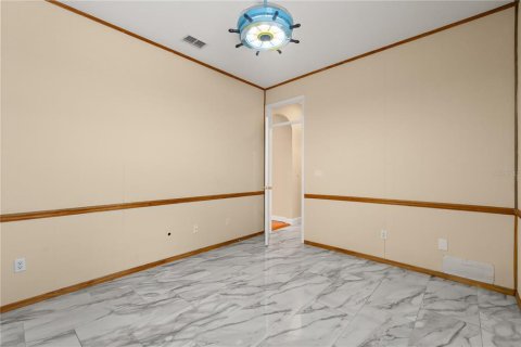 House in Belle Isle, Florida 5 bedrooms, 305.18 sq.m. № 1586377 - photo 26