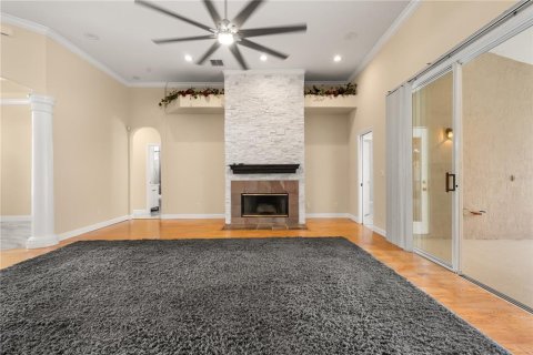 House in Belle Isle, Florida 5 bedrooms, 305.18 sq.m. № 1586377 - photo 15