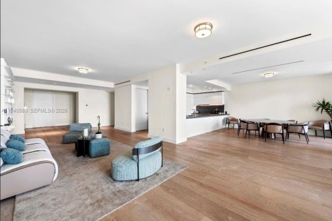 Condominio en venta en Miami Beach, Florida, 3 dormitorios, 332.68 m2 № 2005891 - foto 9