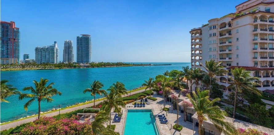 Condominio en Miami Beach, Florida, 3 dormitorios № 2005891