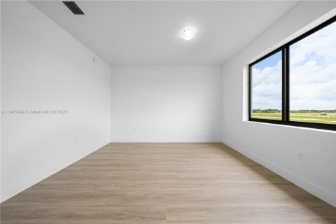 Townhouse in Florida City, Florida 3 bedrooms, 144.74 sq.m. № 1842395 - photo 26