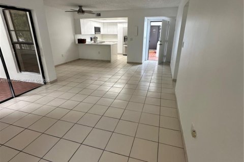 Купить кондоминиум в Майами, Флорида 3 спальни, 112.88м2, № 2033741 - фото 13