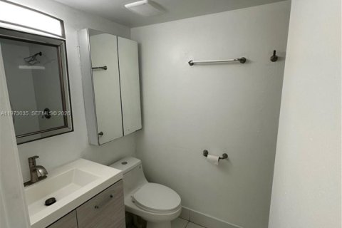 Купить кондоминиум в Майами, Флорида 3 спальни, 112.88м2, № 2033741 - фото 9