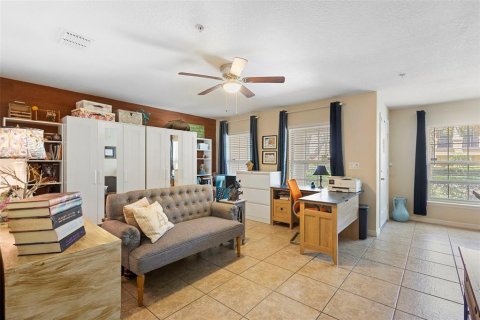 Touwnhouse à vendre à Lake Mary, Floride: 3 chambres, 202.25 m2 № 1725396 - photo 8