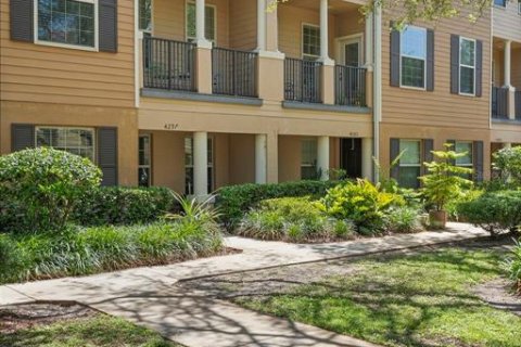 Touwnhouse à vendre à Lake Mary, Floride: 3 chambres, 202.25 m2 № 1725396 - photo 3