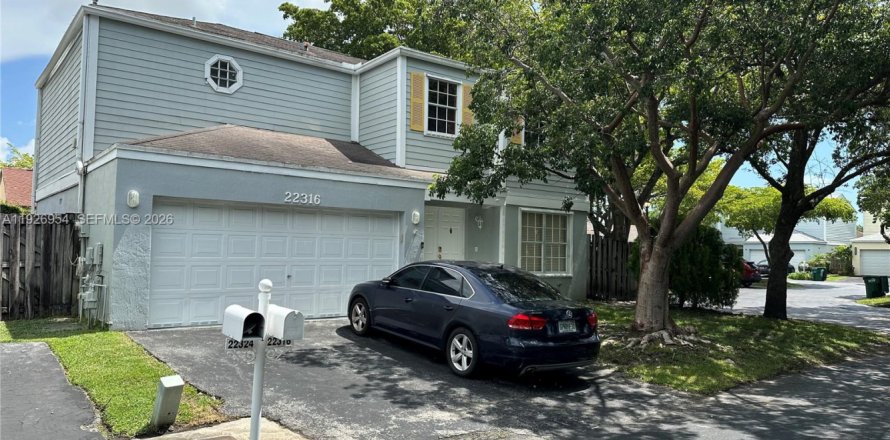 Дом в Катлер-Бей, Флорида 4 спальни, 184.69м2 № 1997460