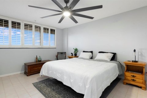 Condominio en venta en Largo, Florida, 2 dormitorios, 134.24 m2 № 1907567 - foto 13