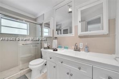Casa en alquiler en Fort Lauderdale, Florida, 4 dormitorios, 191.01 m2 № 1766922 - foto 25