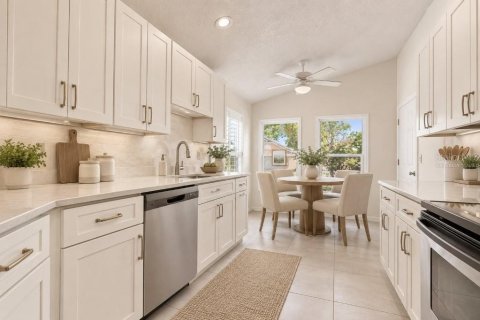 Casa en venta en Sarasota, Florida, 3 dormitorios, 121.05 m2 № 2358331 - foto 10