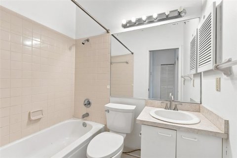 Casa en venta en Sarasota, Florida, 3 dormitorios, 121.05 m2 № 2358331 - foto 23