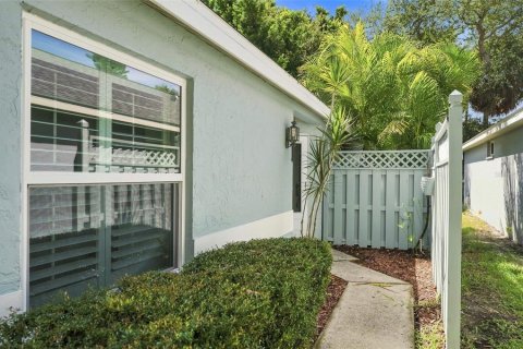 Casa en venta en Sarasota, Florida, 3 dormitorios, 121.05 m2 № 2358331 - foto 3