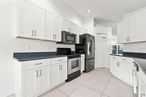Casa en venta en Sarasota, Florida, 3 dormitorios, 121.05 m2 № 2358331 - foto 15