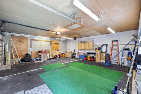 Casa en venta en Tampa, Florida, 5 dormitorios, 350.24 m2 № 1224913 - foto 1