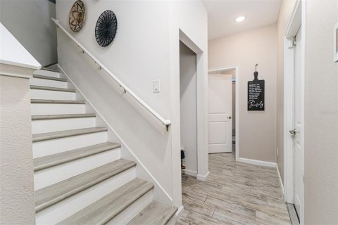 Villa ou maison à louer à Davenport, Floride: 4 chambres, 225.2 m2 № 2421744 - photo 3