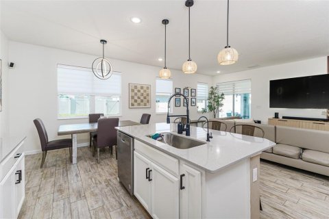 Villa ou maison à louer à Davenport, Floride: 4 chambres, 225.2 m2 № 2421744 - photo 11