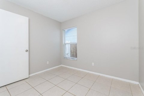 Villa ou maison à louer à Orlando, Floride: 4 chambres, 180.42 m2 № 2434552 - photo 7