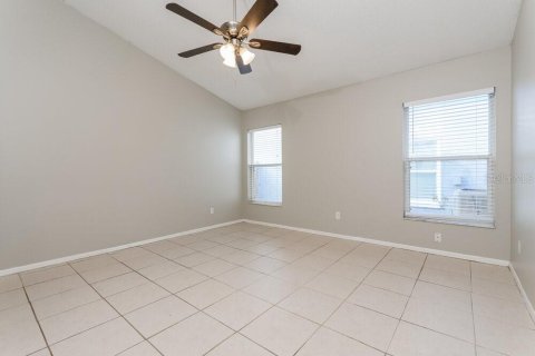 Villa ou maison à louer à Orlando, Floride: 4 chambres, 180.42 m2 № 2434552 - photo 10