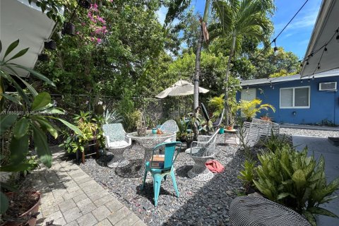 Apartamento en alquiler en Miami, Florida, 2 dormitorios, 92.9 m2 № 1854740 - foto 18