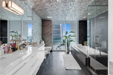 Купить кондоминиум в Майами, Флорида 3 спальни, 239.41м2, № 2048817 - фото 23