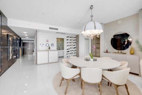 Купить кондоминиум в Майами, Флорида 3 спальни, 239.41м2, № 2048817 - фото 9