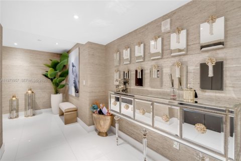 Купить кондоминиум в Майами, Флорида 3 спальни, 239.41м2, № 2048817 - фото 2
