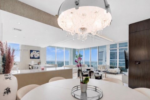 Купить кондоминиум в Майами, Флорида 3 спальни, 239.41м2, № 2048817 - фото 10