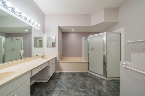 Condominio en venta en Sun City Center, Florida, 2 dormitorios, 169.55 m2 № 1894825 - foto 20