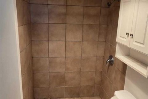 Снять в аренду квартиру в Бока-Ратон, Флорида 3 комнаты, 76.18м2, № 2147289 - фото 17