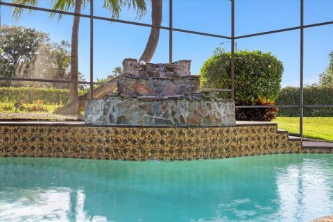 House in Clearwater, Florida 5 bedrooms, 328.41 sq.m. № 1744134 - photo 16
