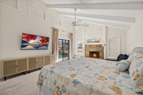 House in Clearwater, Florida 5 bedrooms, 328.41 sq.m. № 1744134 - photo 18