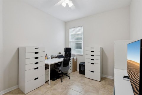 House in Groveland, Florida 4 bedrooms, 188.03 sq.m. № 2304432 - photo 12