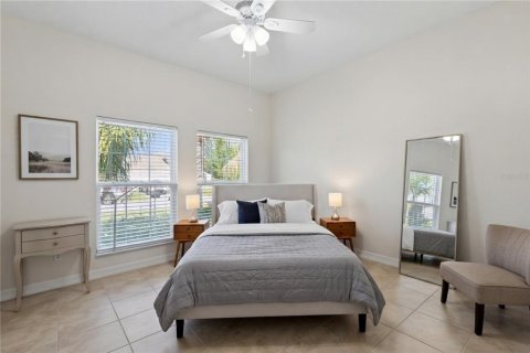 House in Groveland, Florida 4 bedrooms, 188.03 sq.m. № 2304432 - photo 9