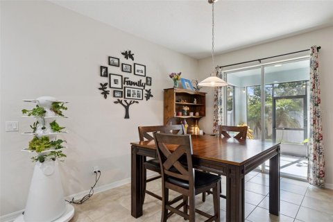 House in Groveland, Florida 4 bedrooms, 188.03 sq.m. № 2304432 - photo 18
