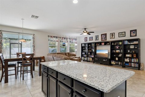 House in Groveland, Florida 4 bedrooms, 188.03 sq.m. № 2304432 - photo 19