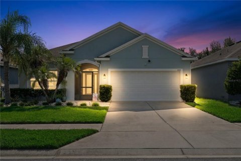 House in Groveland, Florida 4 bedrooms, 188.03 sq.m. № 2304432