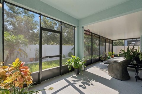 House in Groveland, Florida 4 bedrooms, 188.03 sq.m. № 2304432 - photo 29