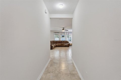House in Groveland, Florida 4 bedrooms, 188.03 sq.m. № 2304432 - photo 13