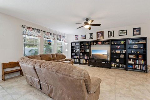 House in Groveland, Florida 4 bedrooms, 188.03 sq.m. № 2304432 - photo 16