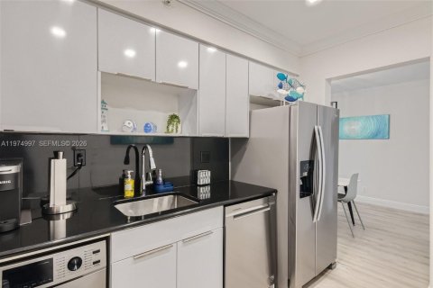 Condominio en alquiler en Hollywood, Florida, 1 dormitorio, 69.21 m2 № 2036178 - foto 7