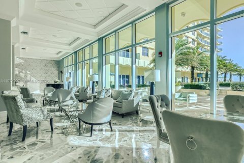 Condominio en alquiler en Hollywood, Florida, 1 dormitorio, 69.21 m2 № 2036178 - foto 15