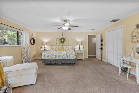 House in Crystal River, Florida 3 bedrooms, 306.58 sq.m. № 1805496 - photo 27
