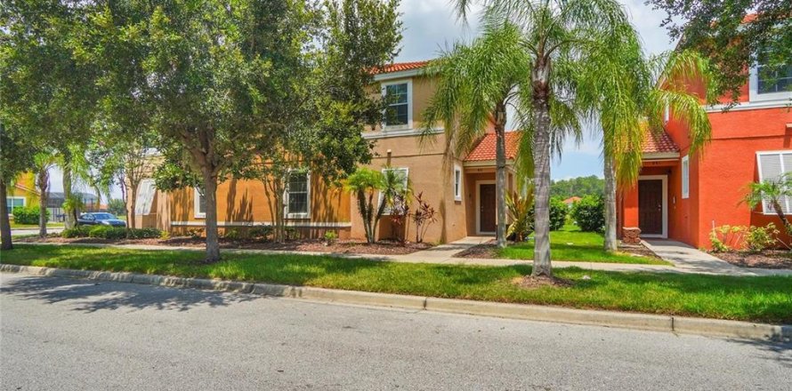 Townhouse in Kissimmee, Florida 4 bedrooms, 177.16 sq.m. № 1901983