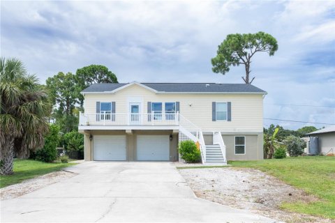 House in Fort Myers, Florida 3 bedrooms, 132.94 sq.m. № 2290960