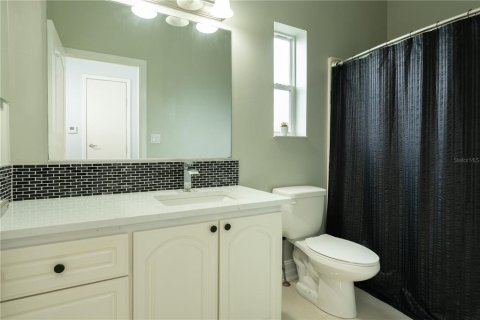 House in Fort Myers, Florida 3 bedrooms, 132.94 sq.m. № 2290960 - photo 16