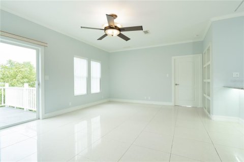 House in Fort Myers, Florida 3 bedrooms, 132.94 sq.m. № 2290960 - photo 7