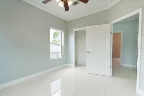 House in Fort Myers, Florida 3 bedrooms, 132.94 sq.m. № 2290960 - photo 18