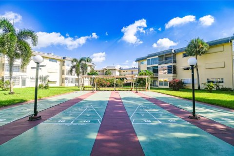 Copropriété à vendre à Lauderhill, Floride: 2 chambres, 80.82 m2 № 1979387 - photo 10